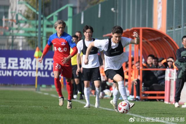 开云平台-侯永永：我是B2B喜欢8号位 盼延续上赛季挪甲表现