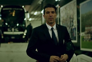 kaiyun sports-布冯：对于欧冠决赛我保持中立，巴黎和国米谁配得上谁就捧杯