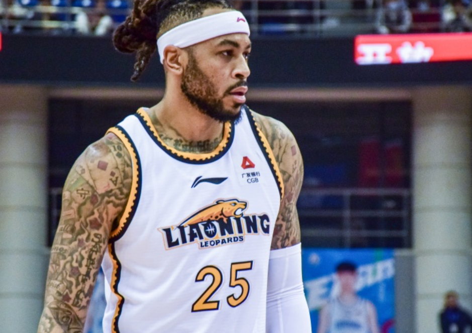 开云官方直播-辽宁109-57狂胜四川 球员评价：7人优秀，2人及格，3人低迷